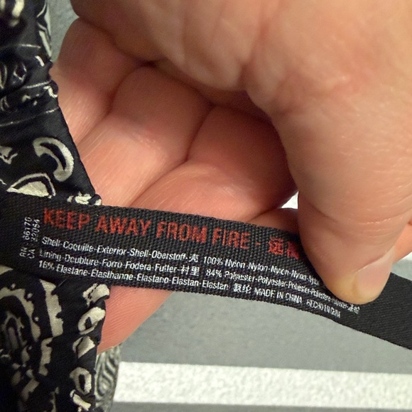 FP Movement Paisley Bohemian Workout Activewear Short Size Large High Rise Comfy - Picture 7 of 9